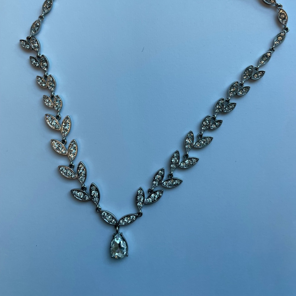NWT Cezanne Crystal Statement Necklace